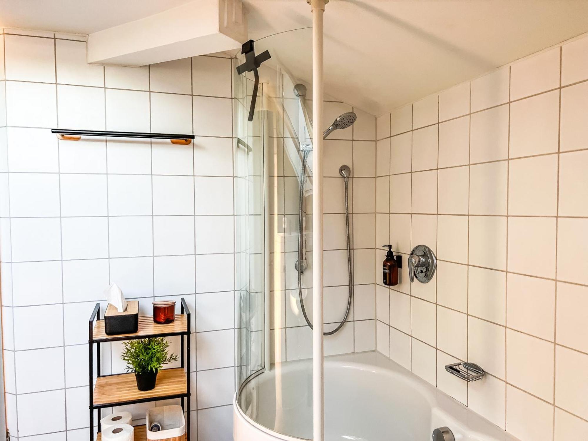 Loft-Wohnung Im Herzen Von Prien - 100M2 - Smarttv מראה חיצוני תמונה