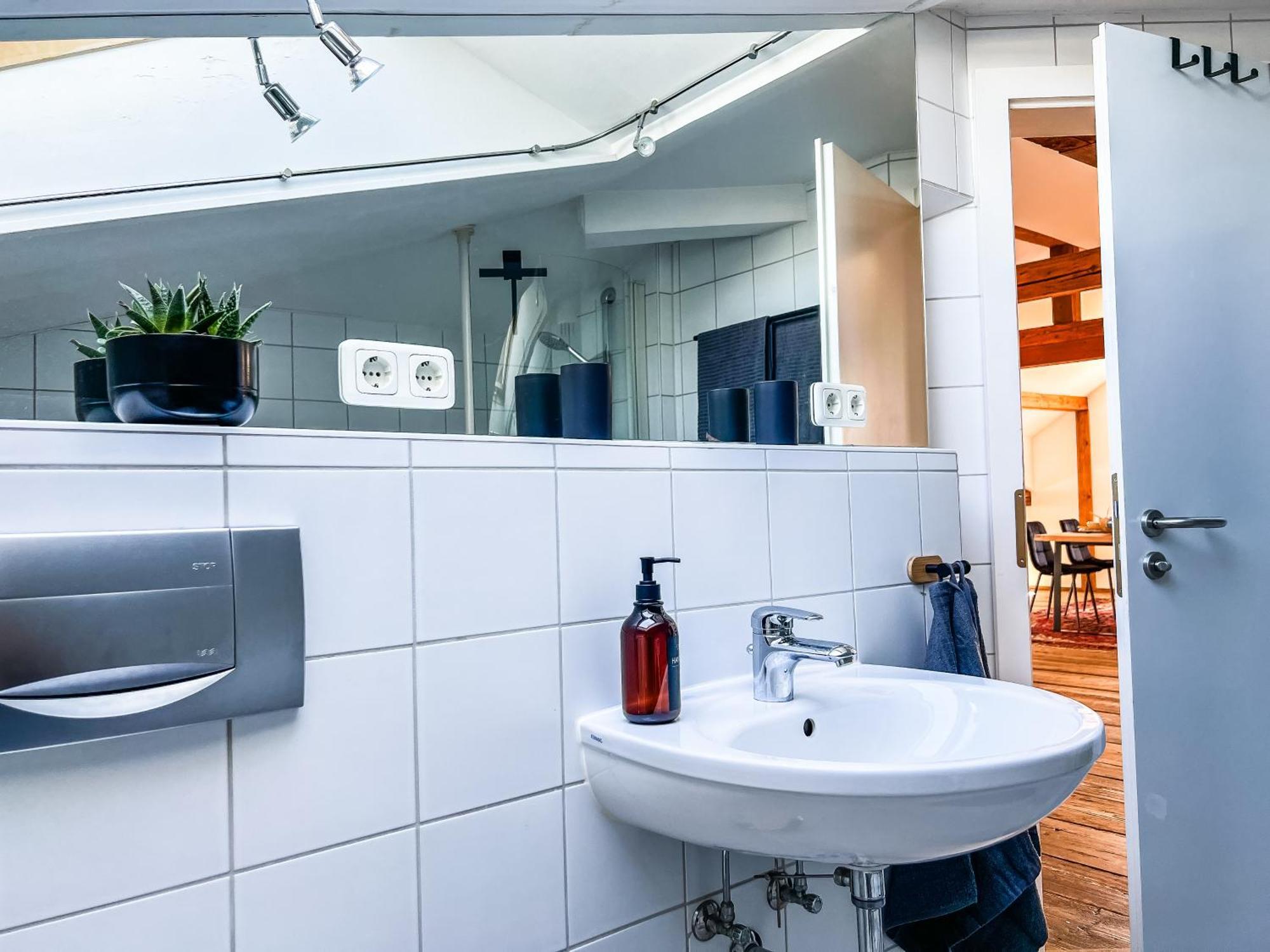 Loft-Wohnung Im Herzen Von Prien - 100M2 - Smarttv מראה חיצוני תמונה